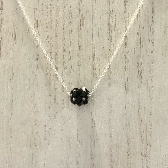 Dainty necklace crystal pendant - Crystal beads Pendant 13mm - Picture 2 of 5